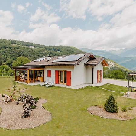 La Tana Del Lupo B&B, Family And Outdoor Sports Borgo Valsugana Экстерьер фото